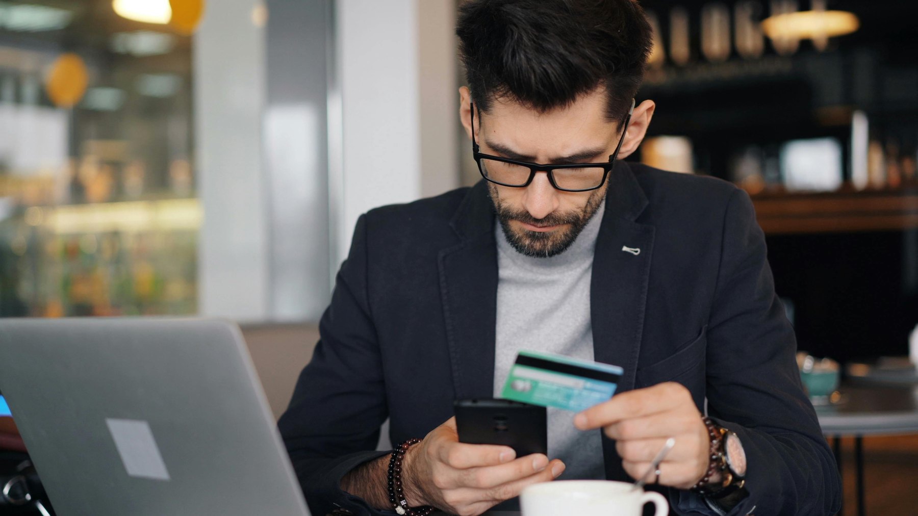 Checking account hidden signs visual guide Checking account hidden signs article image about banking products and savings accounts