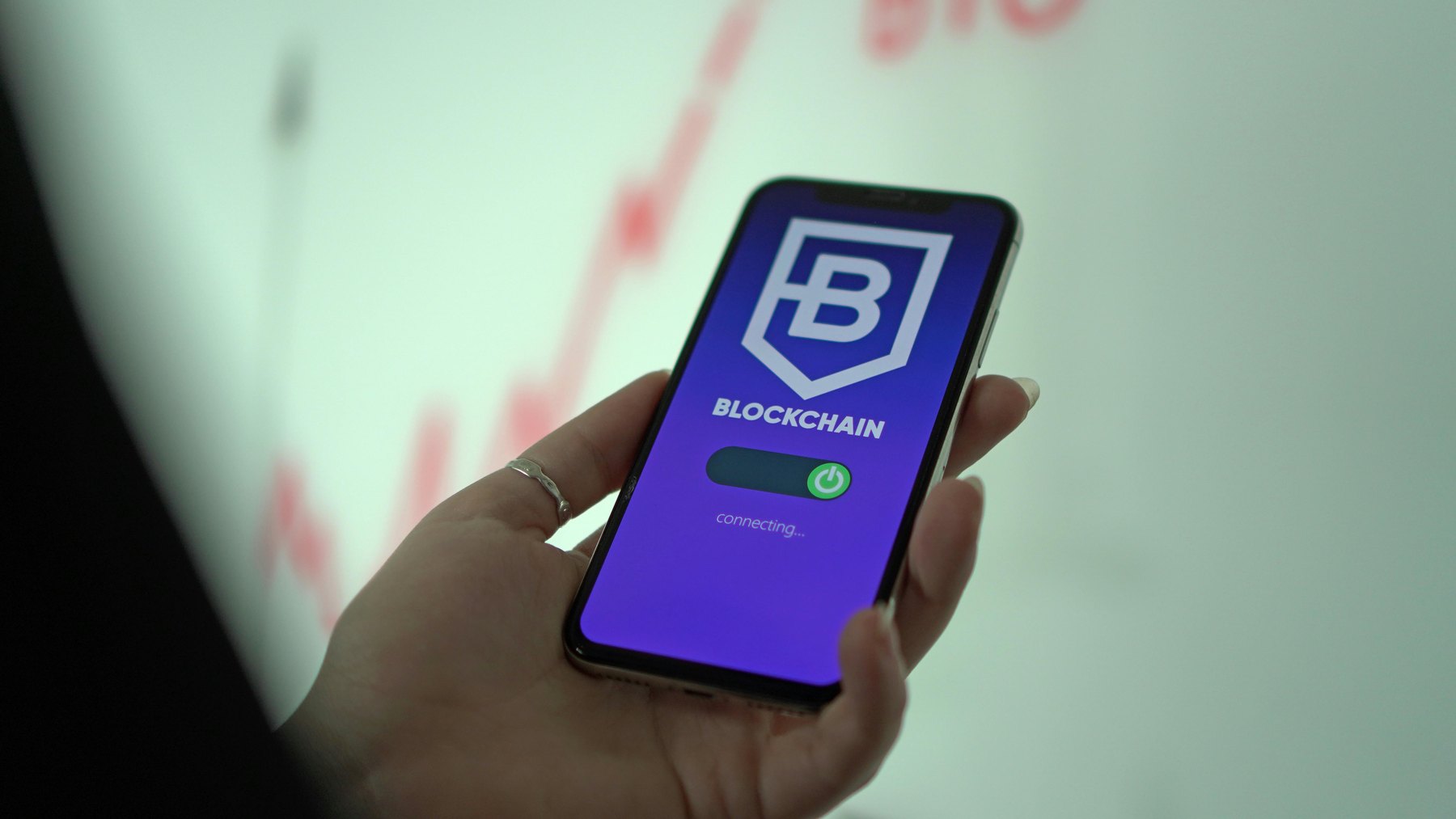 Crypto basics for first-time buyers visual guide Crypto basics for first-time buyers article image about retirement planning risks