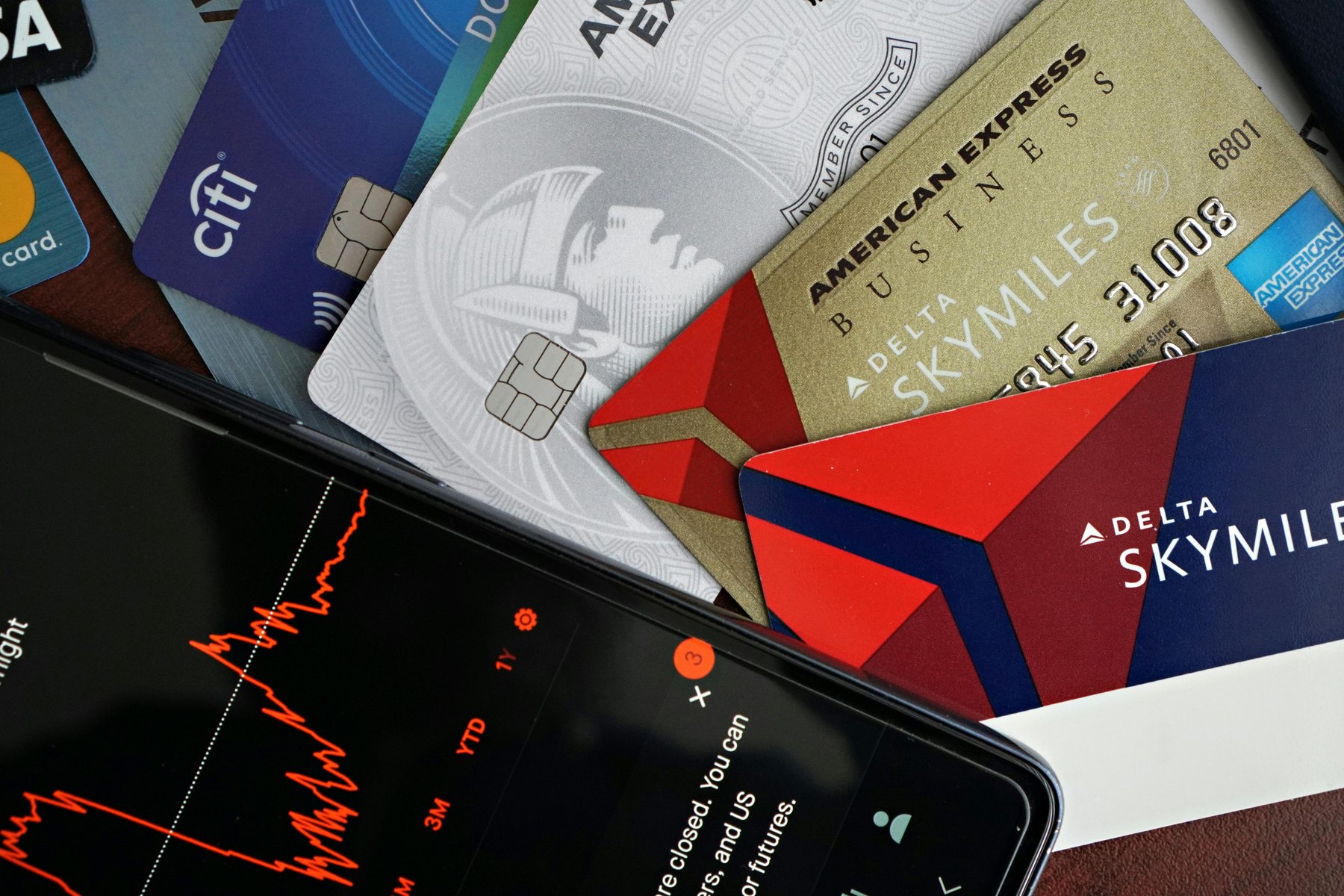 Spending traps visual guide Spending traps article image about everyday money decisions