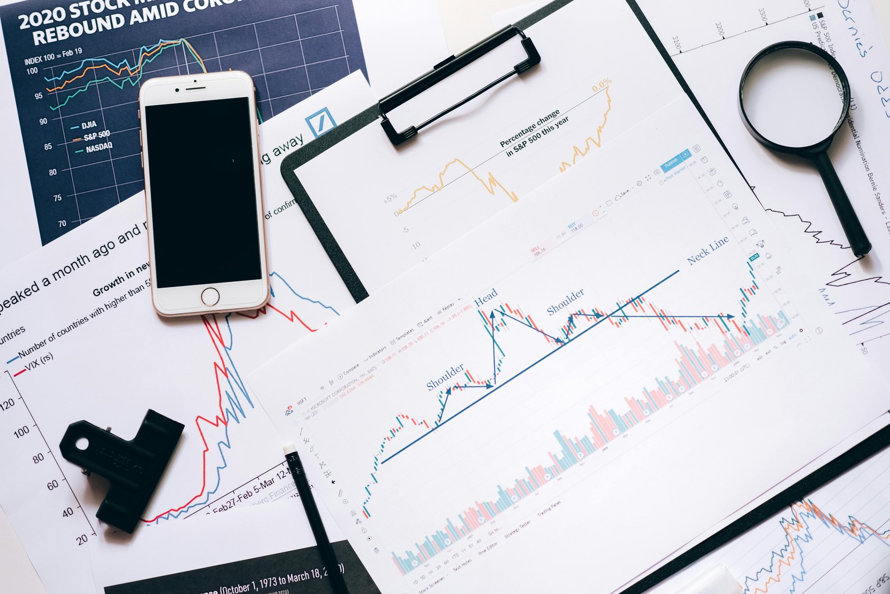 Warren Buffett investing rule for retirement visual guide Warren Buffett investing rule for retirement article image about retirement planning risks