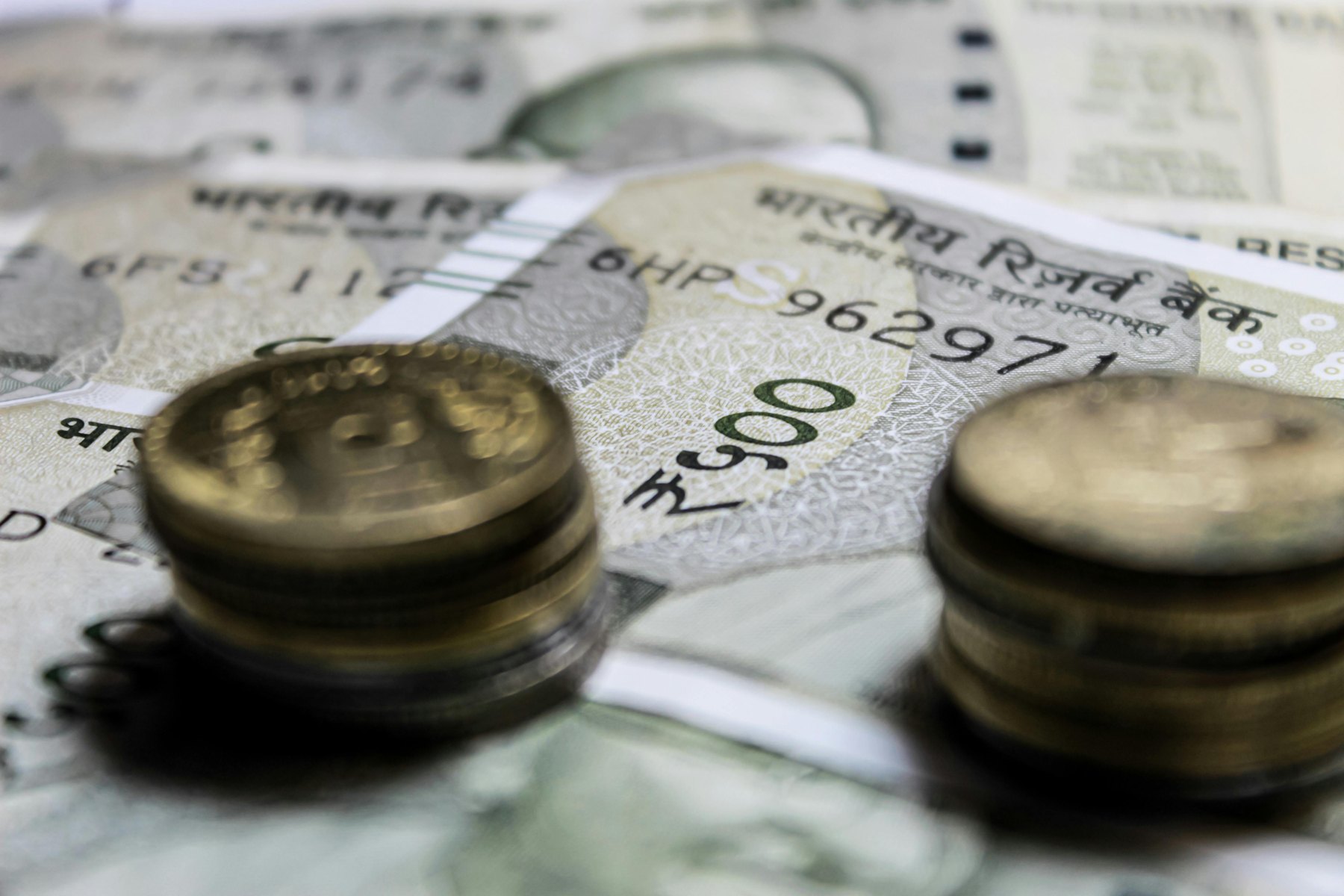 Why some banks pay more interest visual guide Why some banks pay more interest article image about everyday money decisions