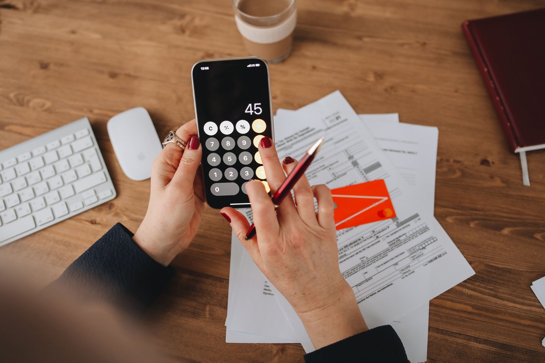 Best banks for small businesses visual guide Best banks for small businesses article image about everyday money decisions