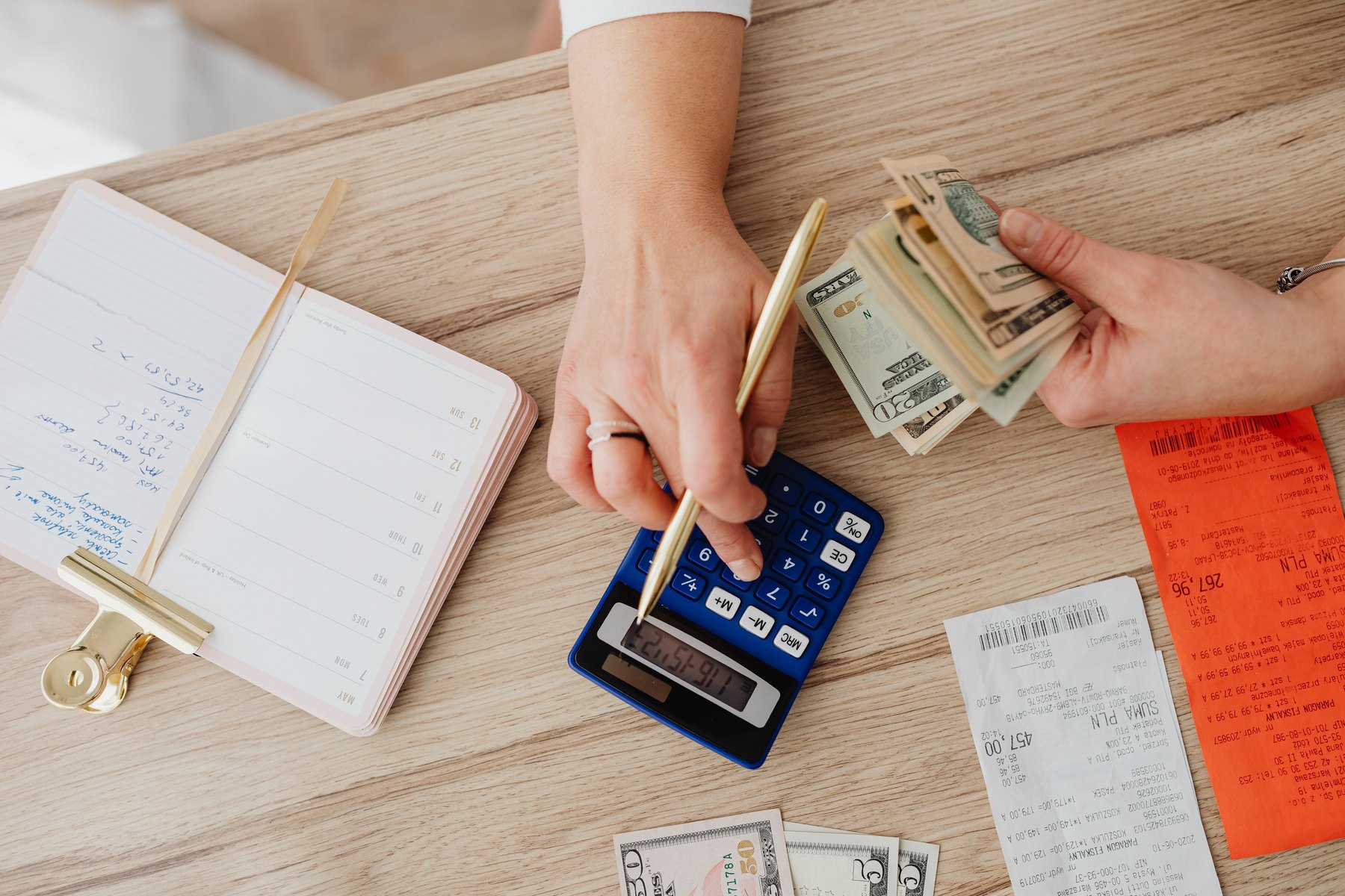 Retiring at 65 unrealistic visual guide Retiring at 65 unrealistic article image about everyday money decisions