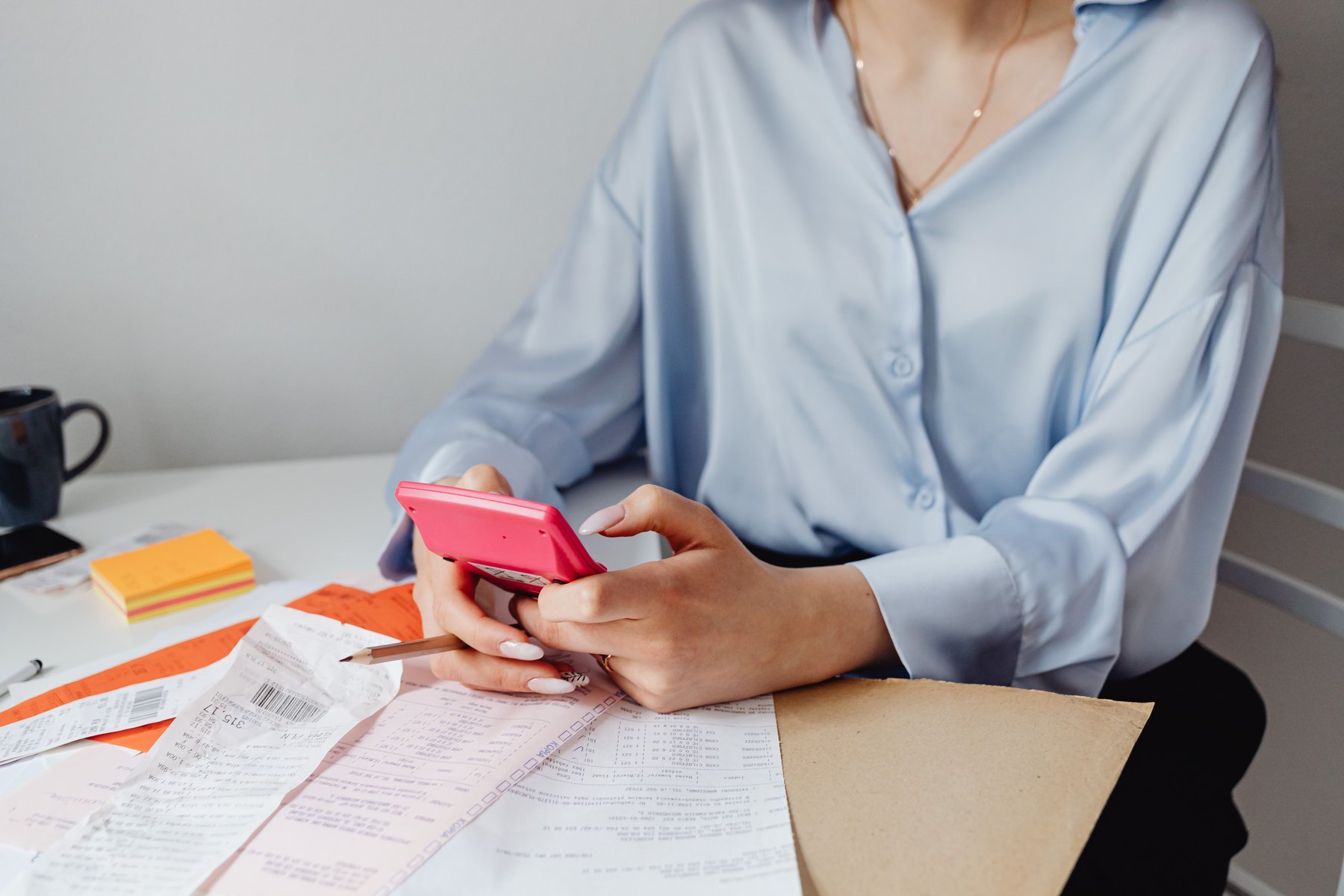 VOO and chill visual guide VOO and chill article image about everyday money decisions