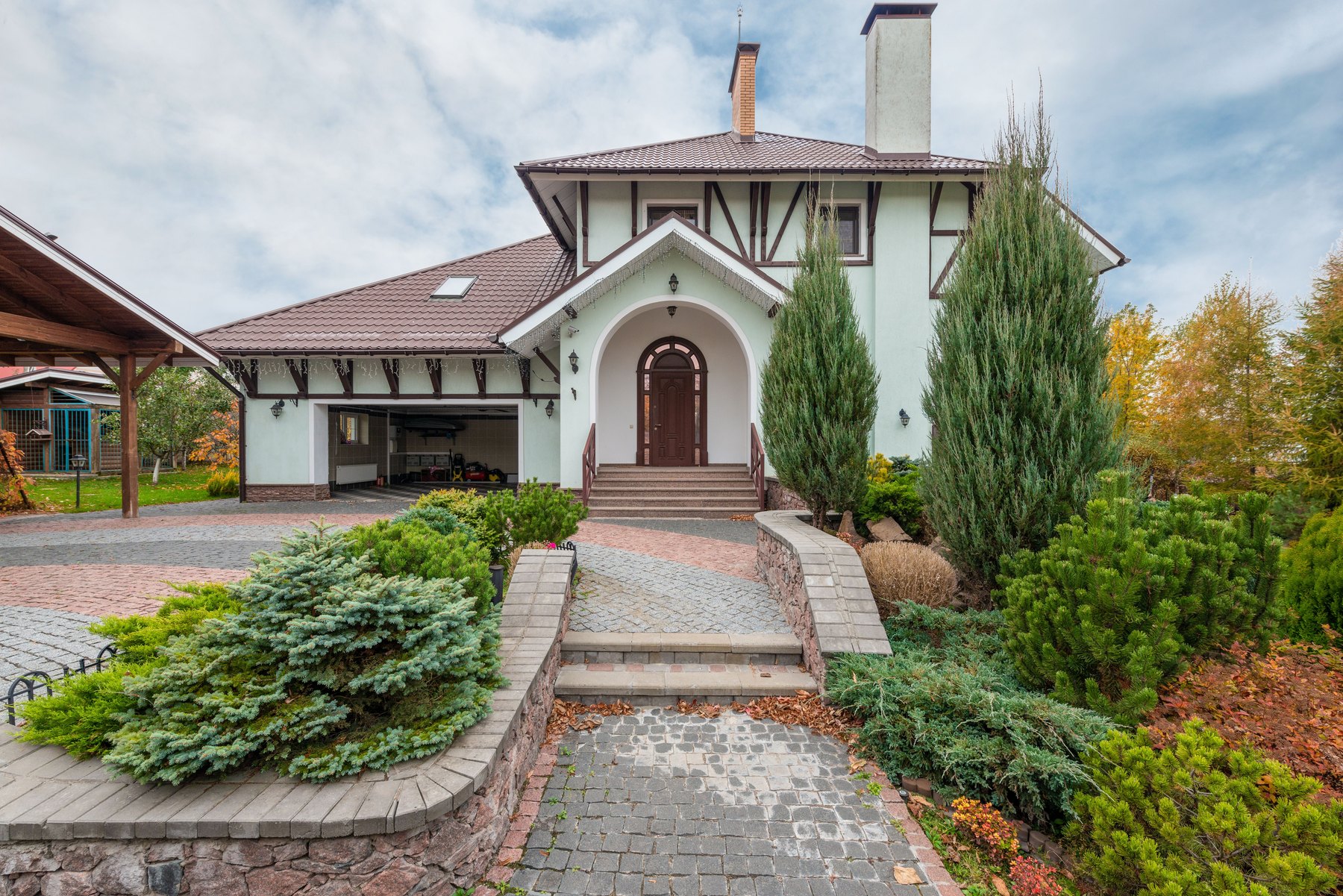 Sell house fast home staging visual guide Sell house fast home staging article image about everyday money decisions