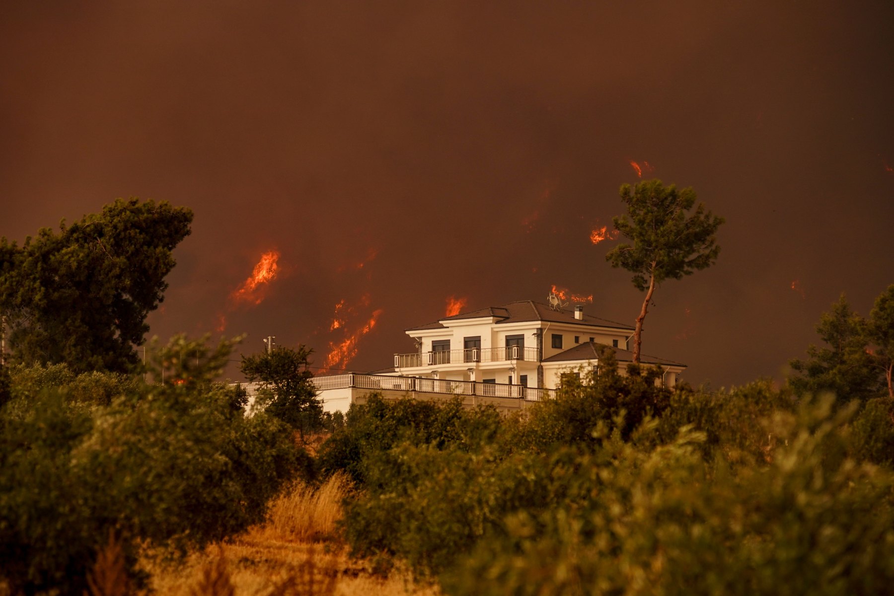 Climate Risk Score Zillow listings visual guide Climate Risk Score Zillow listings article image about everyday money decisions