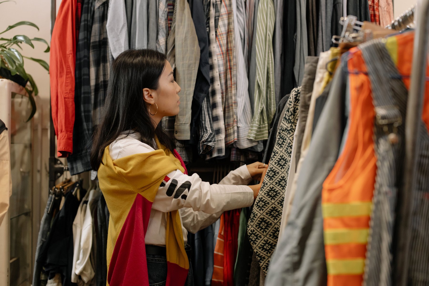 Ethical shopping visual guide Ethical shopping article image about everyday money decisions