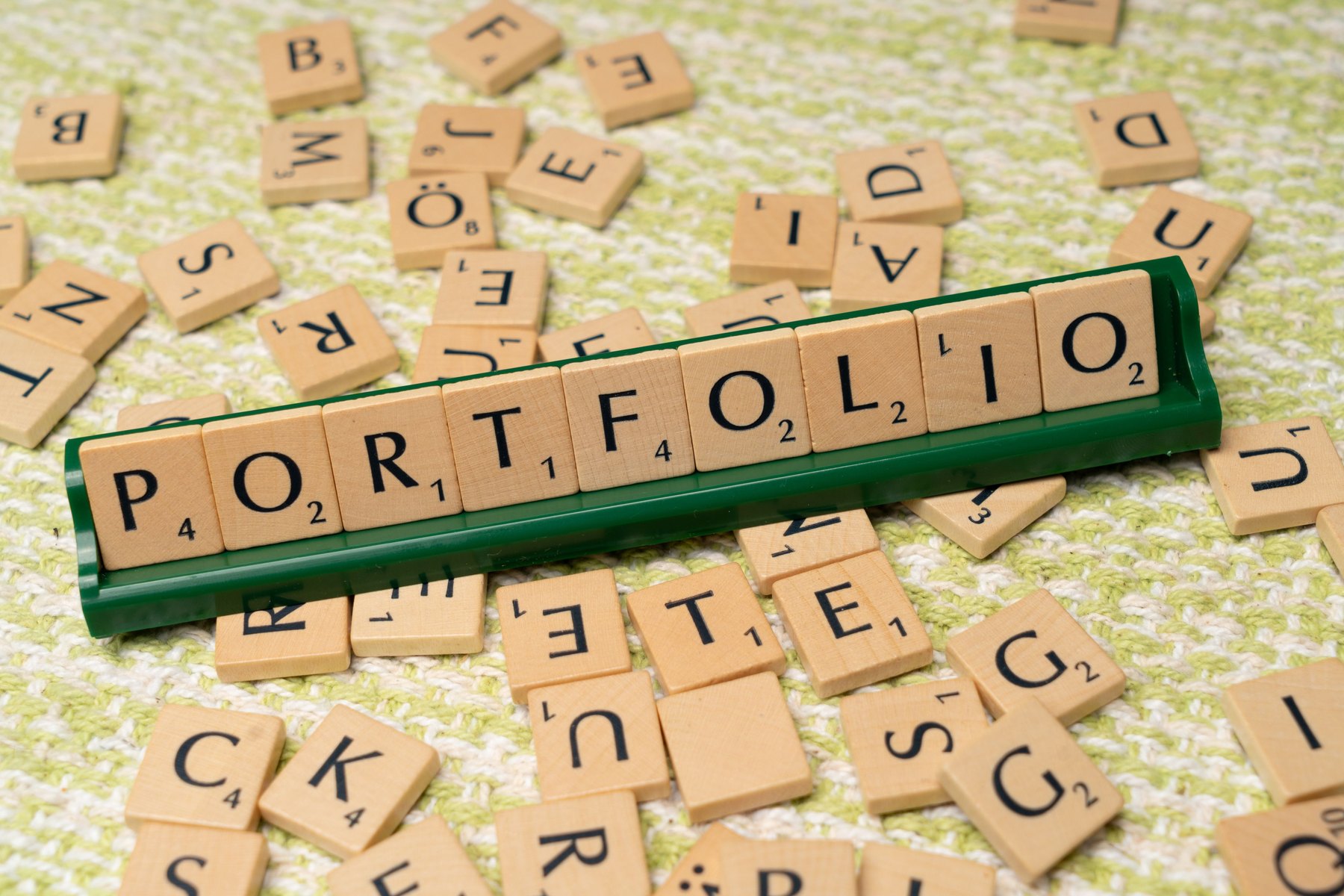 Gold in your portfolio visual guide Gold in your portfolio article image about retirement planning risks