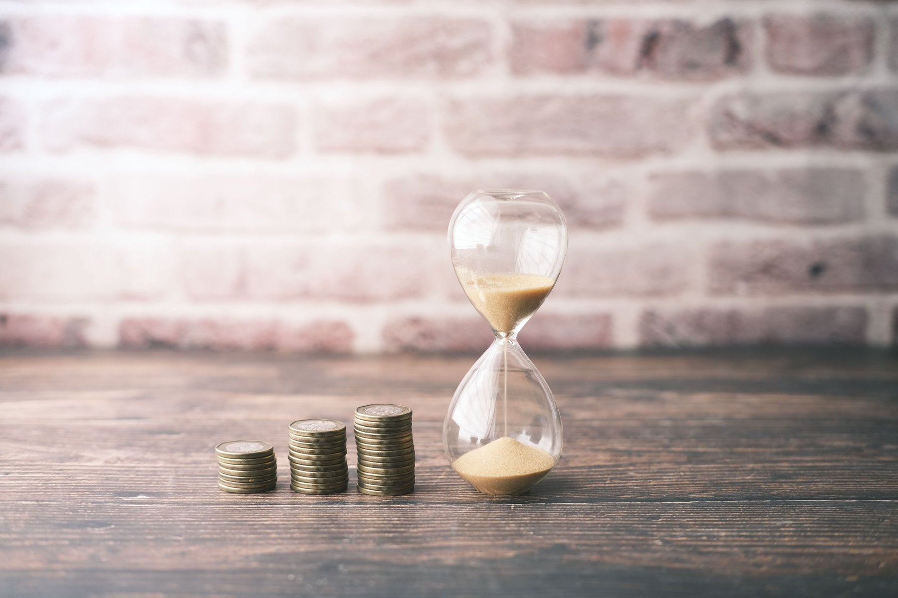 Optimal workweek length hours visual guide Optimal workweek length hours article image about everyday money decisions