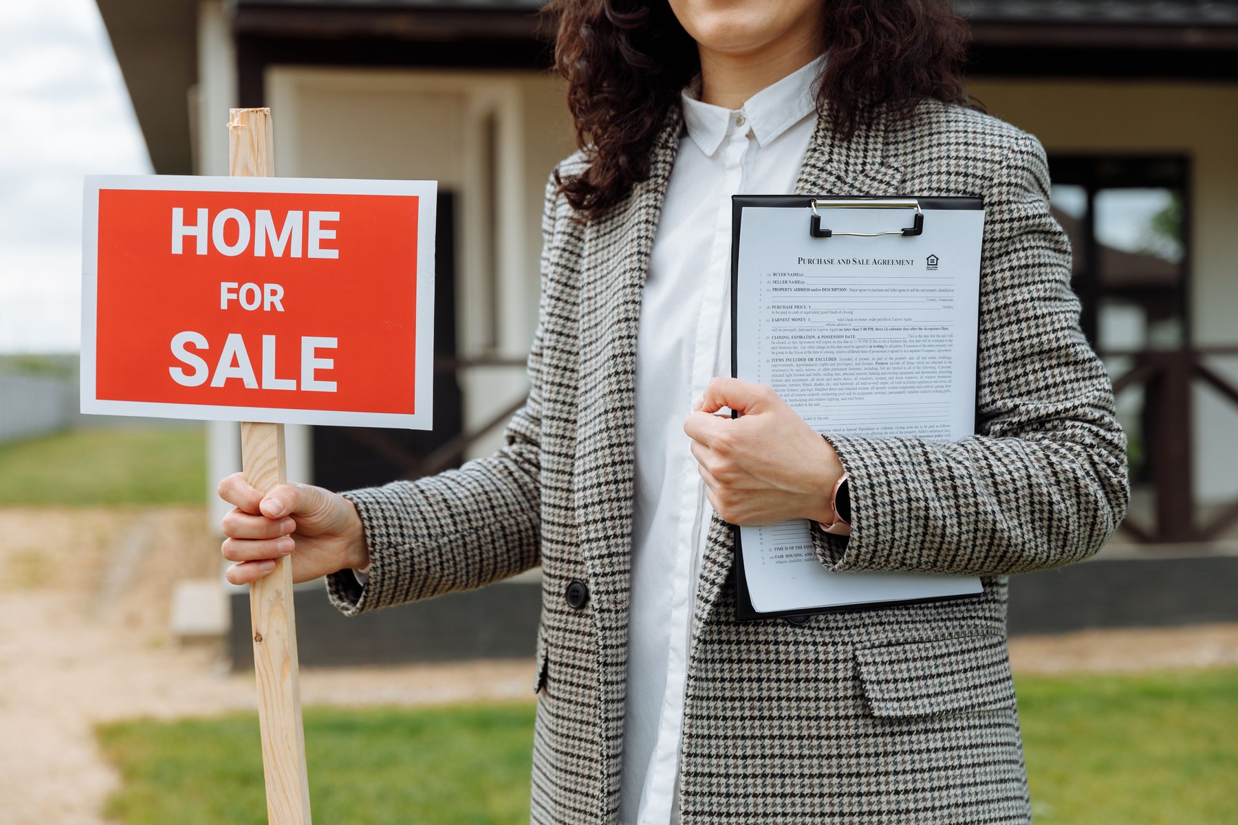 Private listings visual guide Private listings article image about everyday money decisions