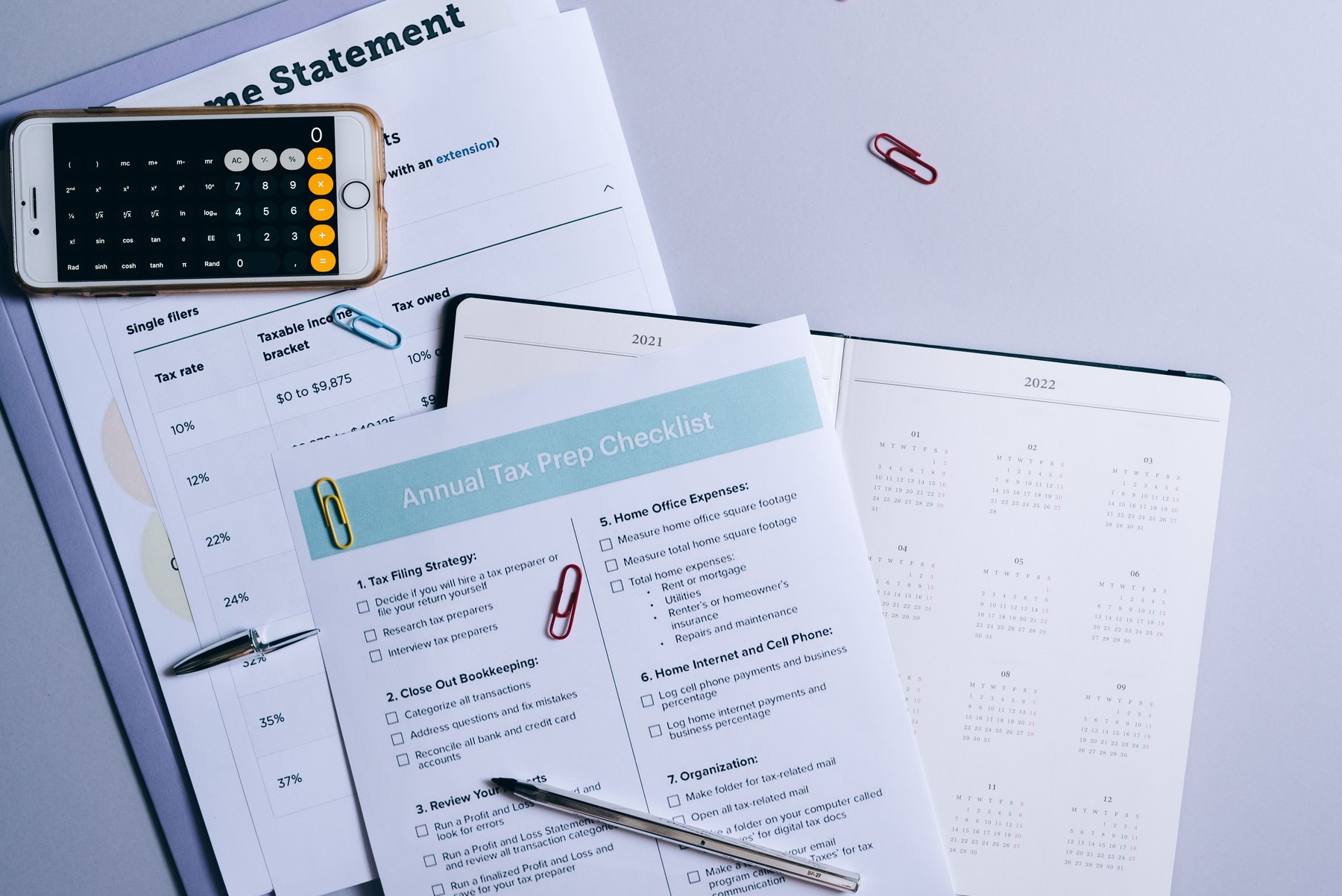 Switching jobs 401(k) mistake visual guide Switching jobs 401(k) mistake article image about retirement planning risks
