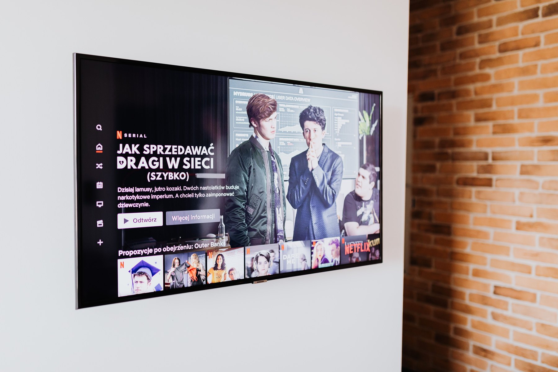 Best VPN for Netflix visual guide Best VPN for Netflix article image about everyday money decisions
