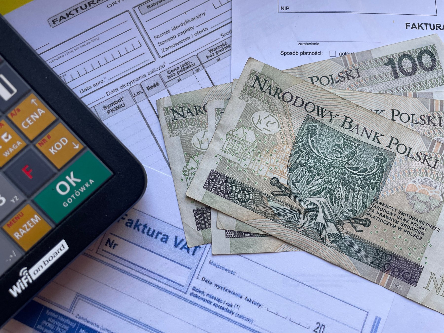 How do medical bills affect your credit visual guide How do medical bills affect your credit article image about everyday money decisions