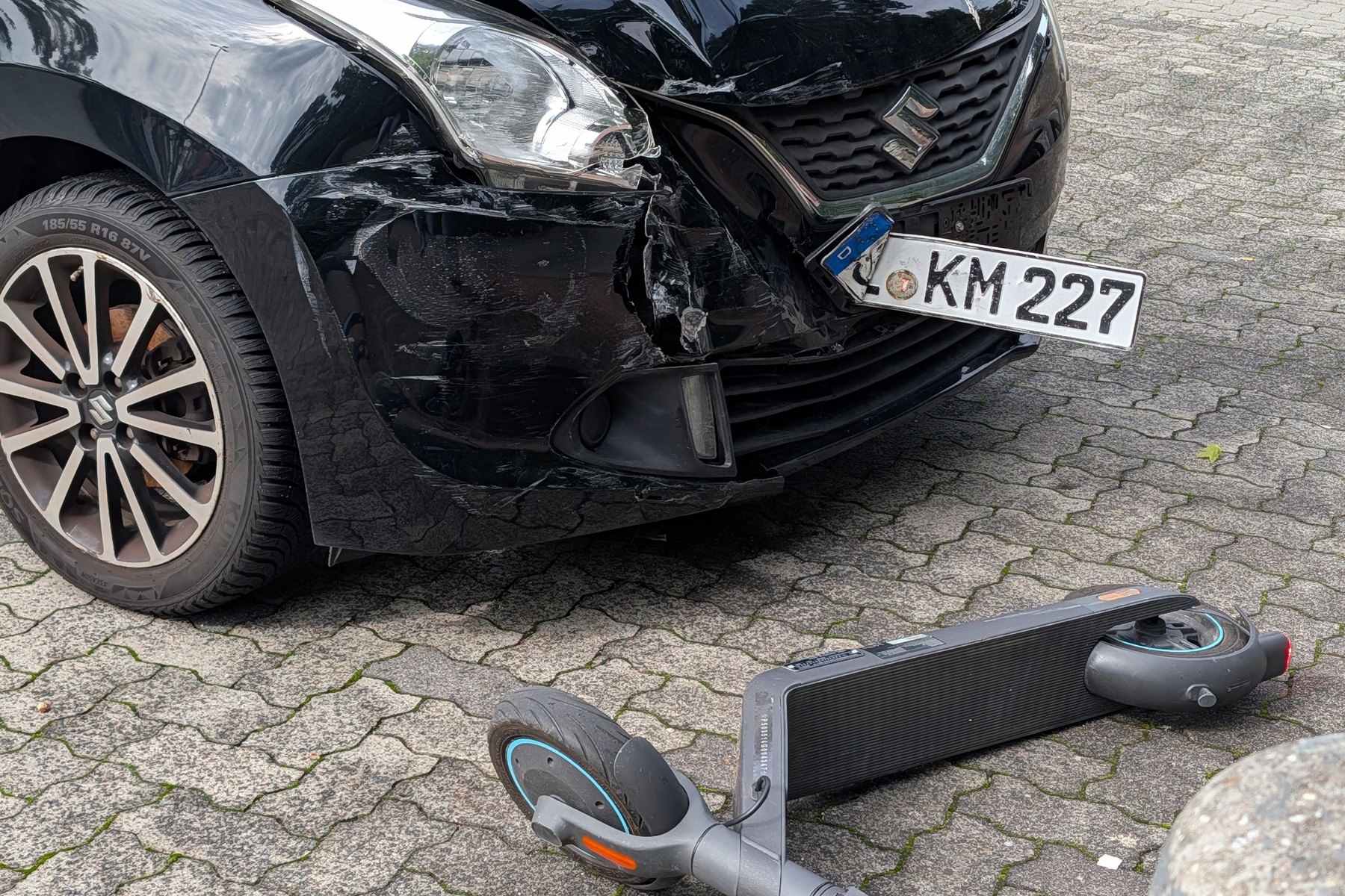 How does car insurance work visual guide How does car insurance work article image about insurance coverage and premium comparisons